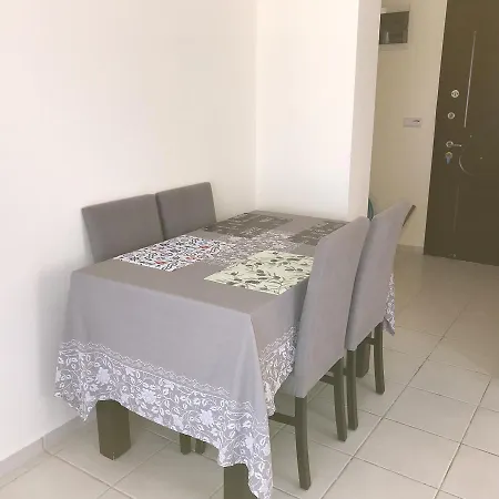 Bav Turquoise 2+1 Bahçe Katı Appartement