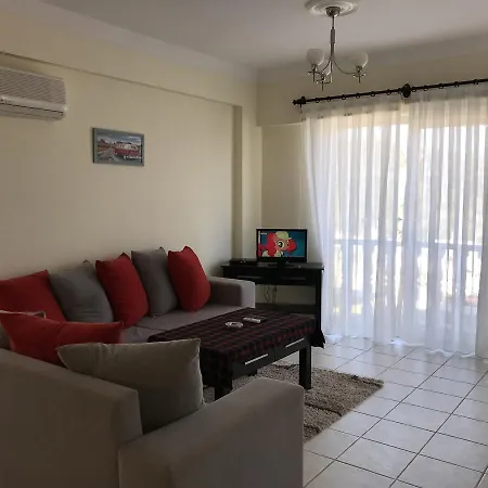 Bav Turquoise 2+1 Bahçe Katı Appartement