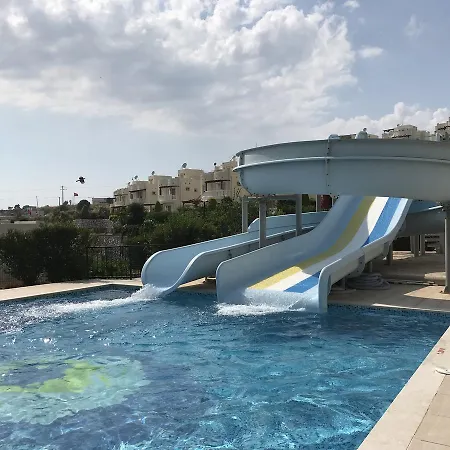 Bav Turquoise 2+1 Bahçe Katı * Bogazici